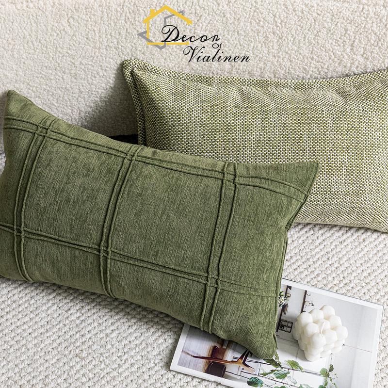 Cuscino in vita verde, divano  - Velvet Ribbon Roll recensione e prezzo